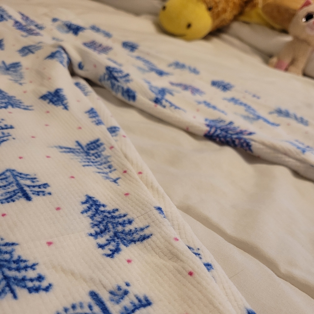 Girl's SO Pajama 2pc Set Snowflakes sz 16 - Picture 5 of 16
